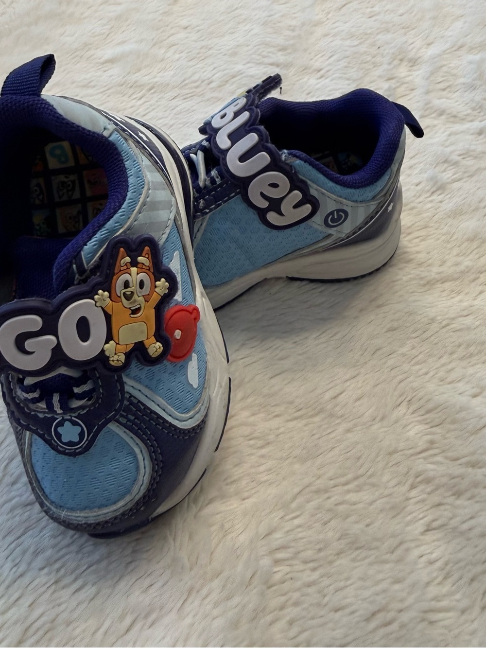 Ludo Studio Bluey Bingo Blue Navy Low Top Unisex Kids Size 5 Sneakers Casual